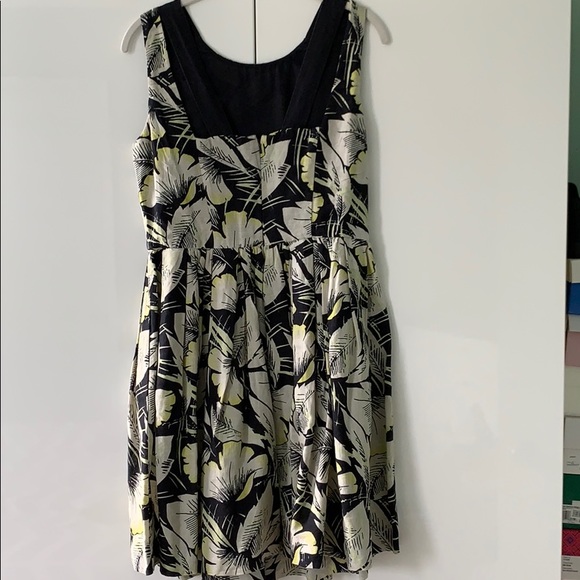 French Connection Dress - Picture 6 of 7